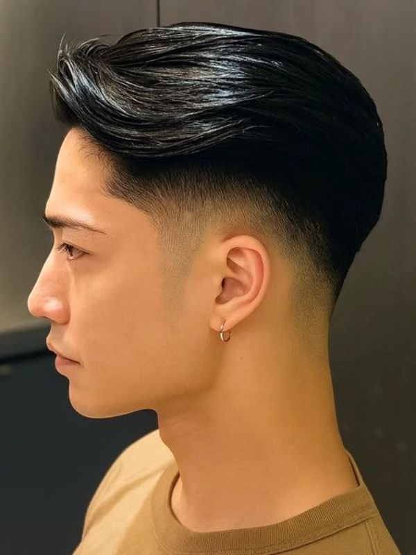 Curly Taper Fade for White Male (1)