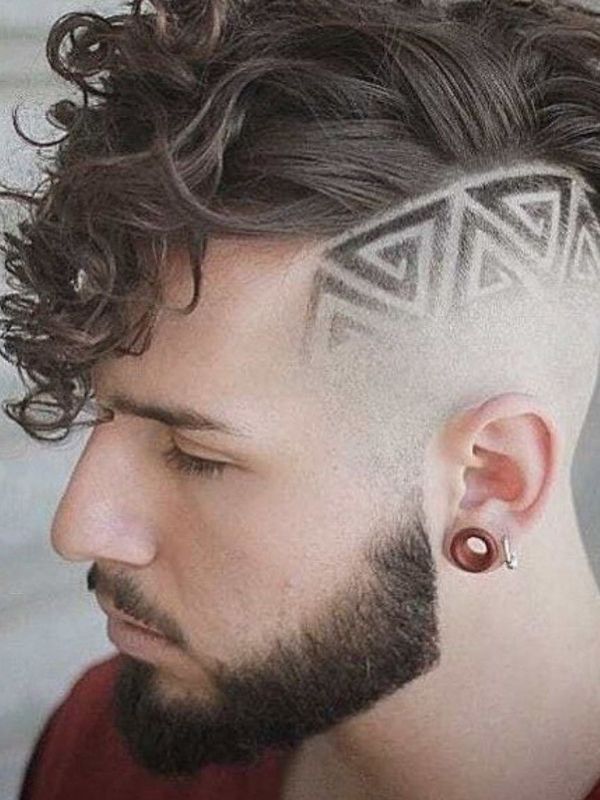 Taper Fade Alto Con Diseno